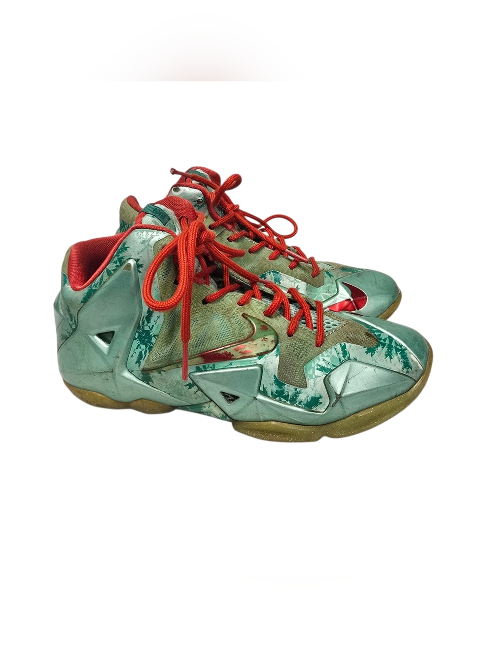 Nike LeBron 11 Christmas GS Kids Size 4Y Green Glow Snowflake Red 621712-301